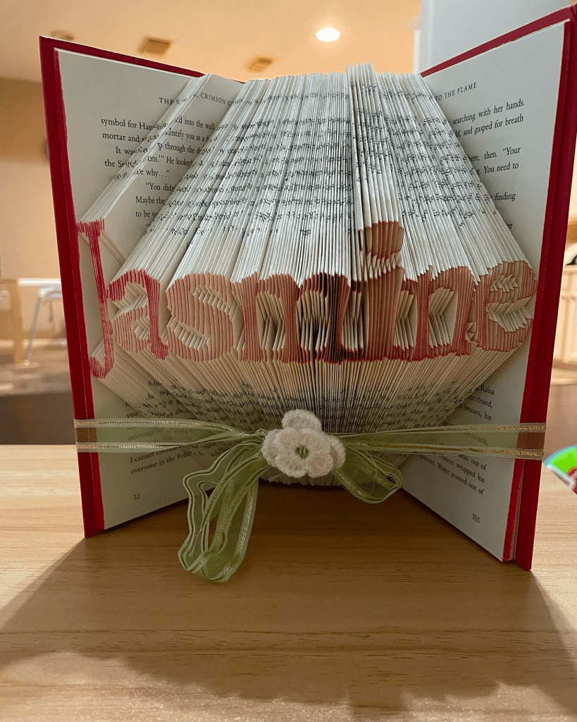 personalized gifts for book lovers